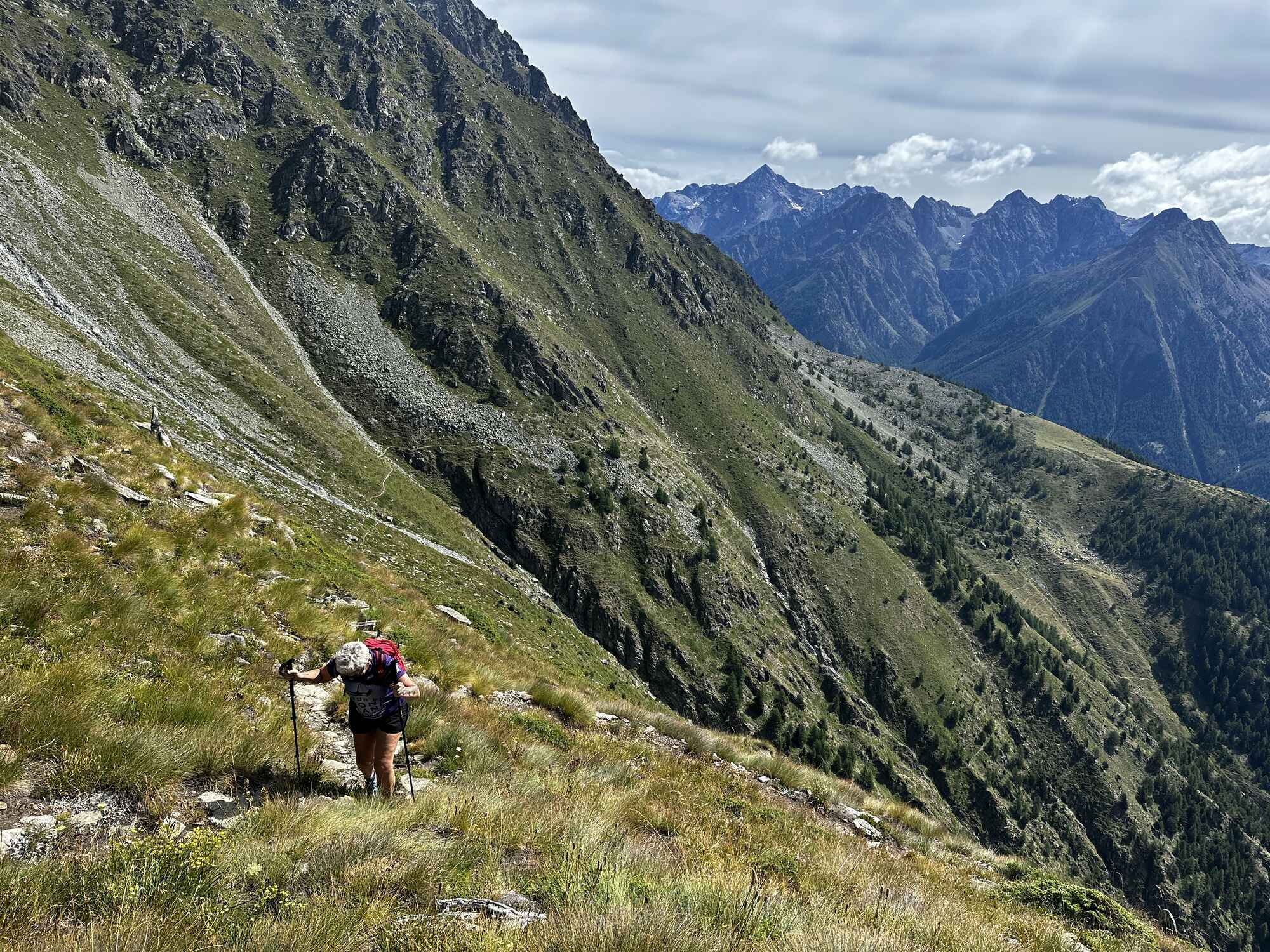 Image of the final climb up to the col in the mountains